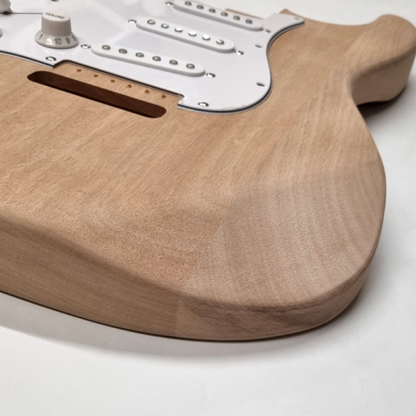 Boston KIT-ST-15L gitaar zelfbouw kit stratocaster linkshandig - Image 4